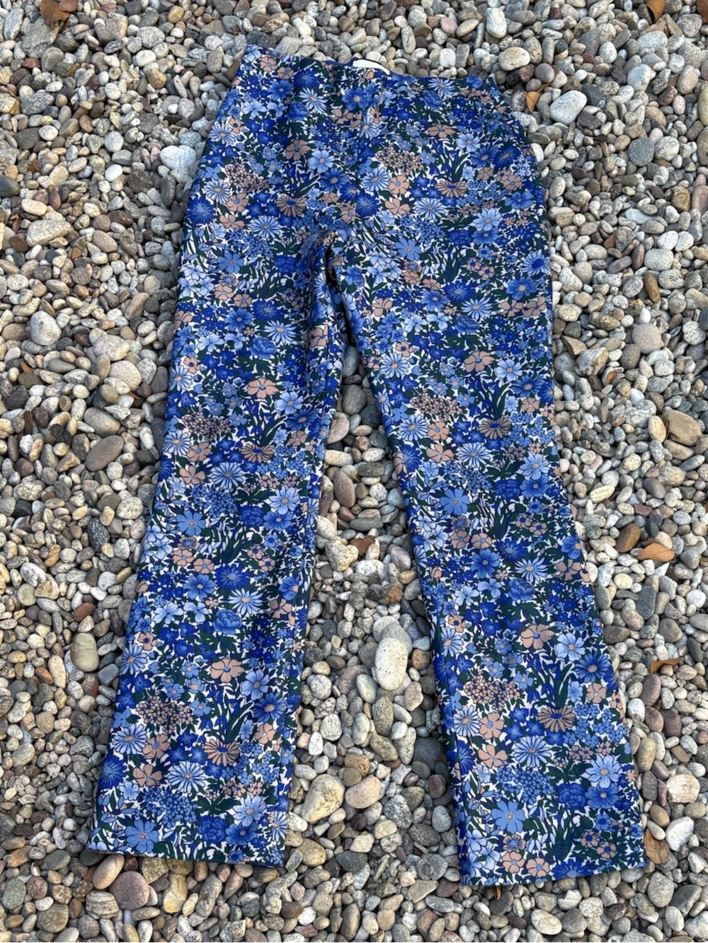 Tuckernuck "Ashford" cropped floral pants - size XS